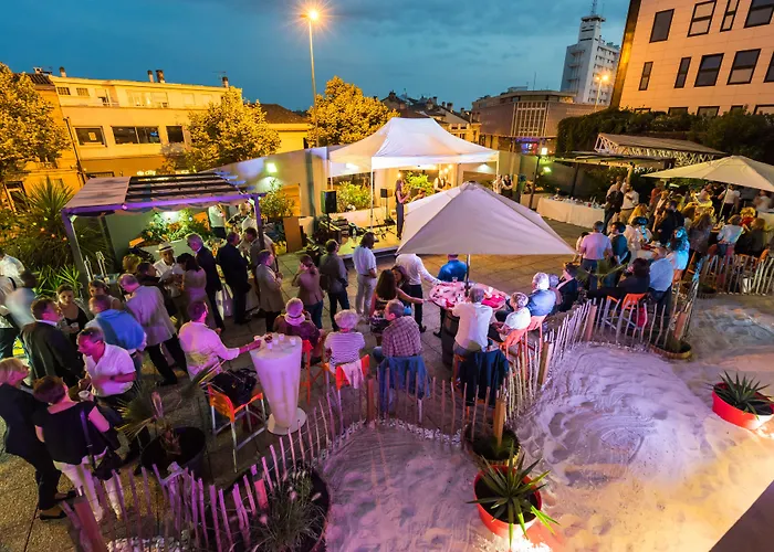 波尔多中心玛丽亚德克宜必思酒店 3*