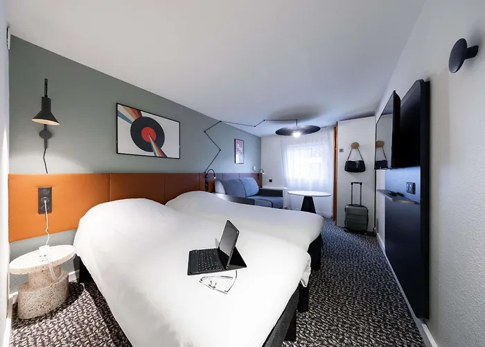 Hotel Ibis Centre Meriadeck 3*