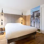 Hotel Ibis Centre Meriadeck 3*