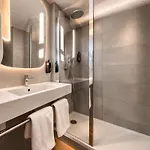 Ibis Centre Meriadeck Hotel 3*