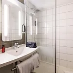 Hotel Ibis Centre Meriadeck 3*