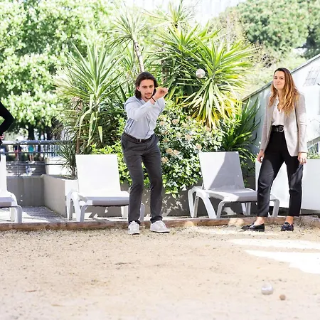 Hotel Ibis Centre Meriadeck 3*