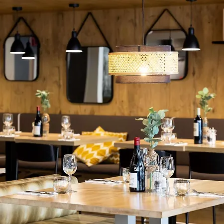 Ibis Centre Meriadeck Hotel 3*