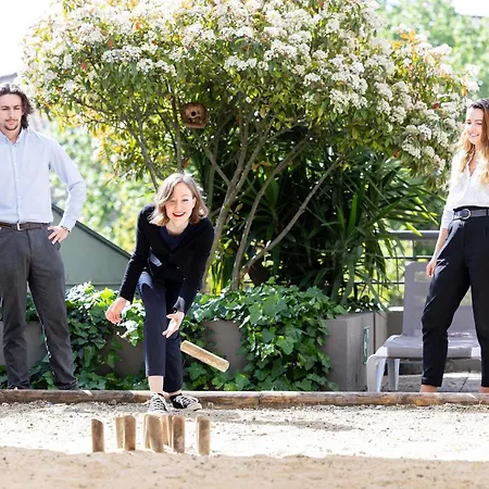 Ibis Centre Meriadeck Hotel 3*