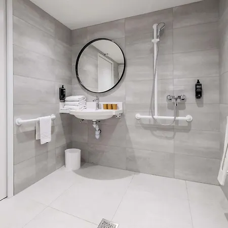 Ibis Centre Meriadeck 3*