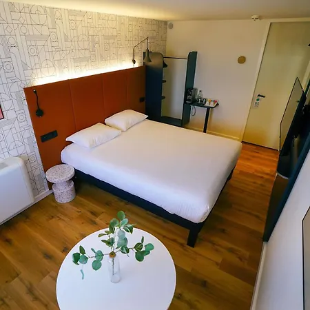 Hotel Ibis Centre Meriadeck 3*