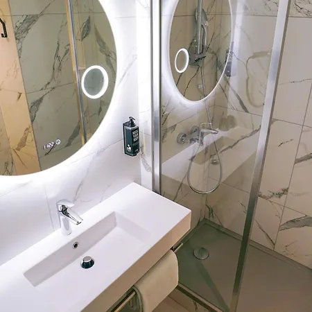 Ibis Centre Meriadeck 3*