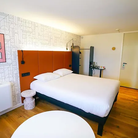 Ibis Centre Meriadeck Hotel