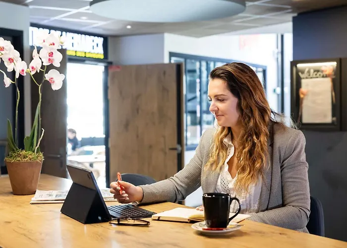 Ibis Centre Meriadeck מלון בורדו