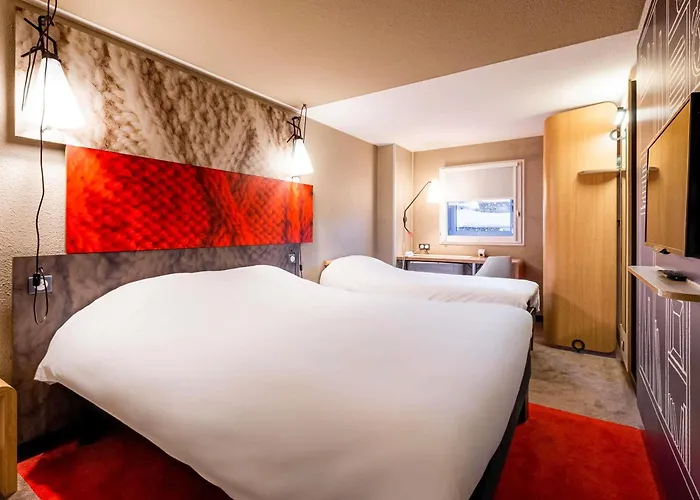 Hotel Ibis Centre Meriadeck 3*