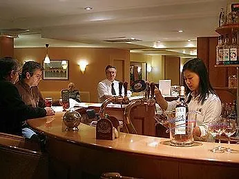 Ibis Centre Meriadeck Отель 3*